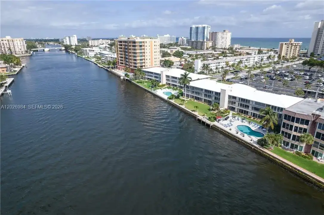 743 N Riverside Dr # 4B, Pompano Beach FL 33062 photo 2