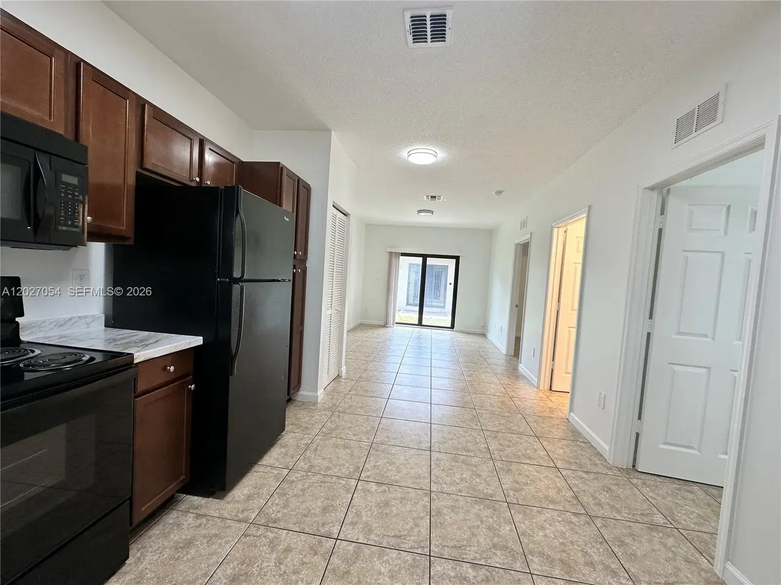 1035 NE 10th Ave # 1, Fort Lauderdale FL 33304