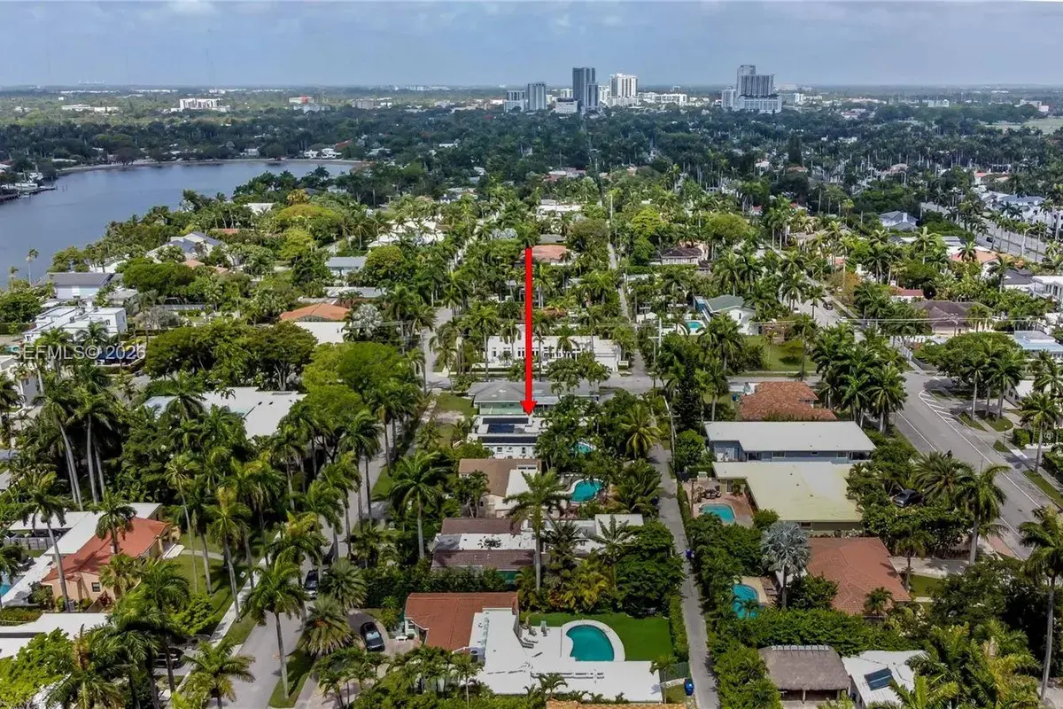 955 Van Buren St, Hollywood FL 33019