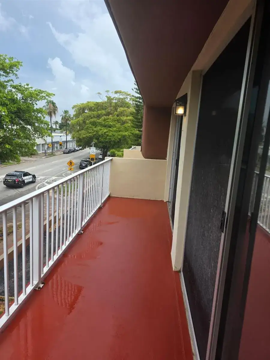 1175 Normandy Dr # 3B, Miami Beach FL 33141 photo 4