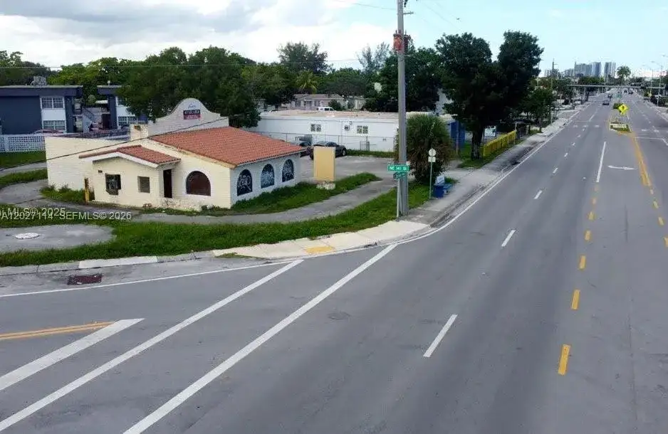 14100 W Dixie Hwy, North Miami FL 33161 photo 5