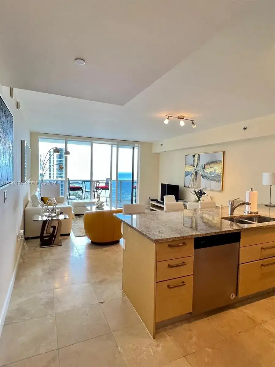 1830 S Ocean Dr # 1812, Hallandale Beach FL 33009 photo 4