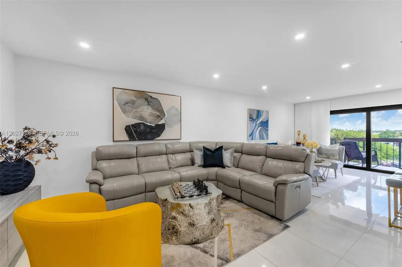 1350 SW 122nd Ave # 415, Miami FL 33184 photo 4