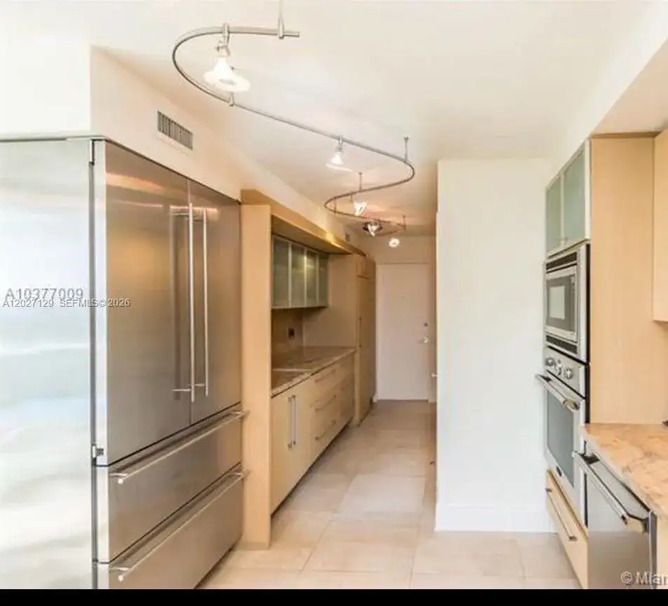 607 Ocean Dr # 9K, Key Biscayne FL 33149 photo 4