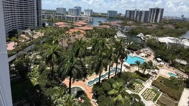 2000 Island Blvd # 1404, Aventura FL 33160 photo 5