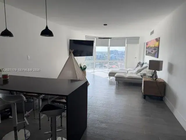 3375 N Country Club Dr # 1409, Aventura FL 33180
