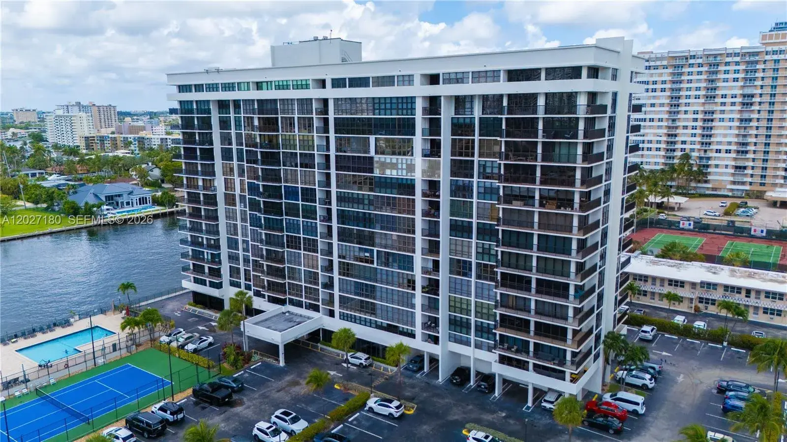 2017 S Ocean Dr # 1104, Hallandale Beach FL 33009