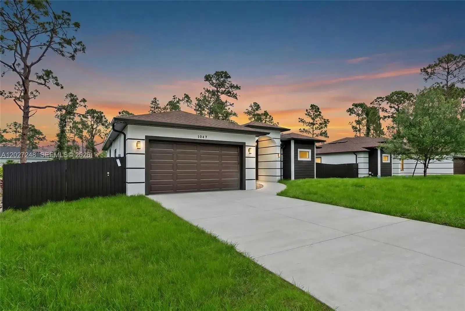 1047 E Merry St, Lehigh Acres FL 33974 photo 4