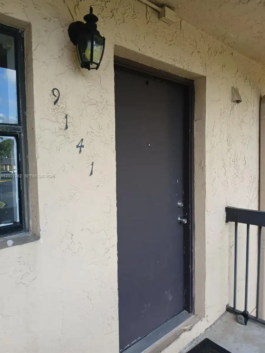 9141 NW 1st Ct # 204, Pembroke Pines FL 33024 photo 2