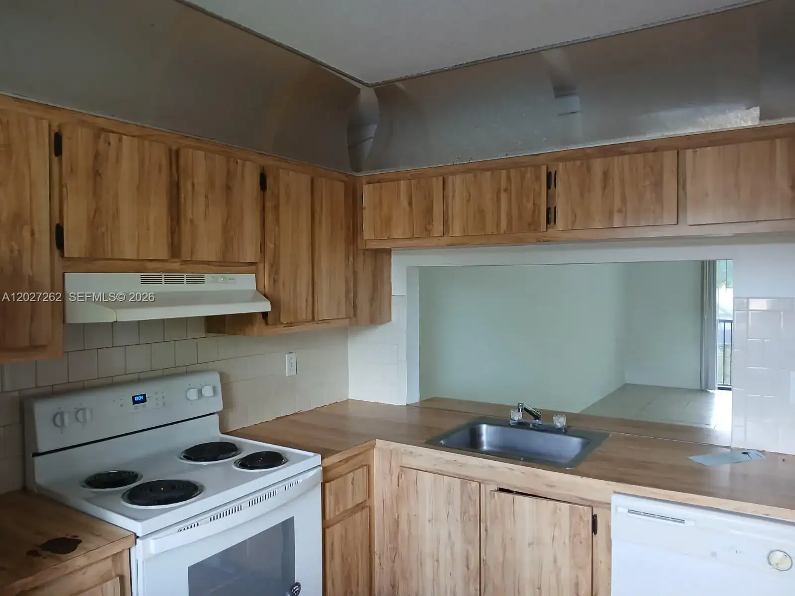 9141 NW 1st Ct # 204, Pembroke Pines FL 33024 photo 3