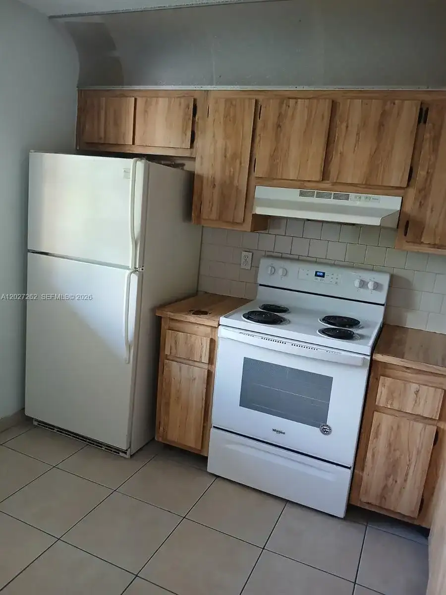 9141 NW 1st Ct # 204, Pembroke Pines FL 33024 photo 4