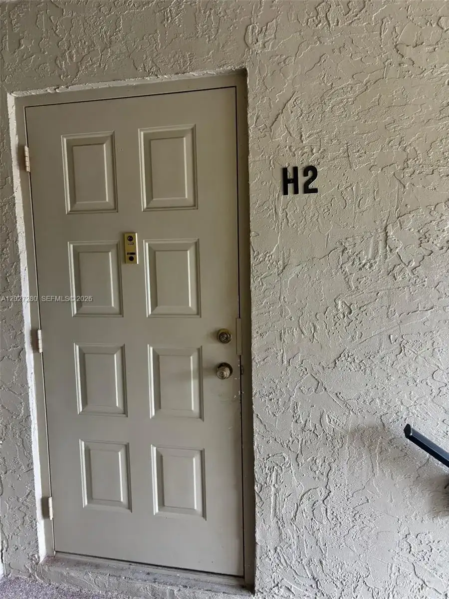 718 Sunny Pine Way # H2, Green Acres FL 33415 photo 2