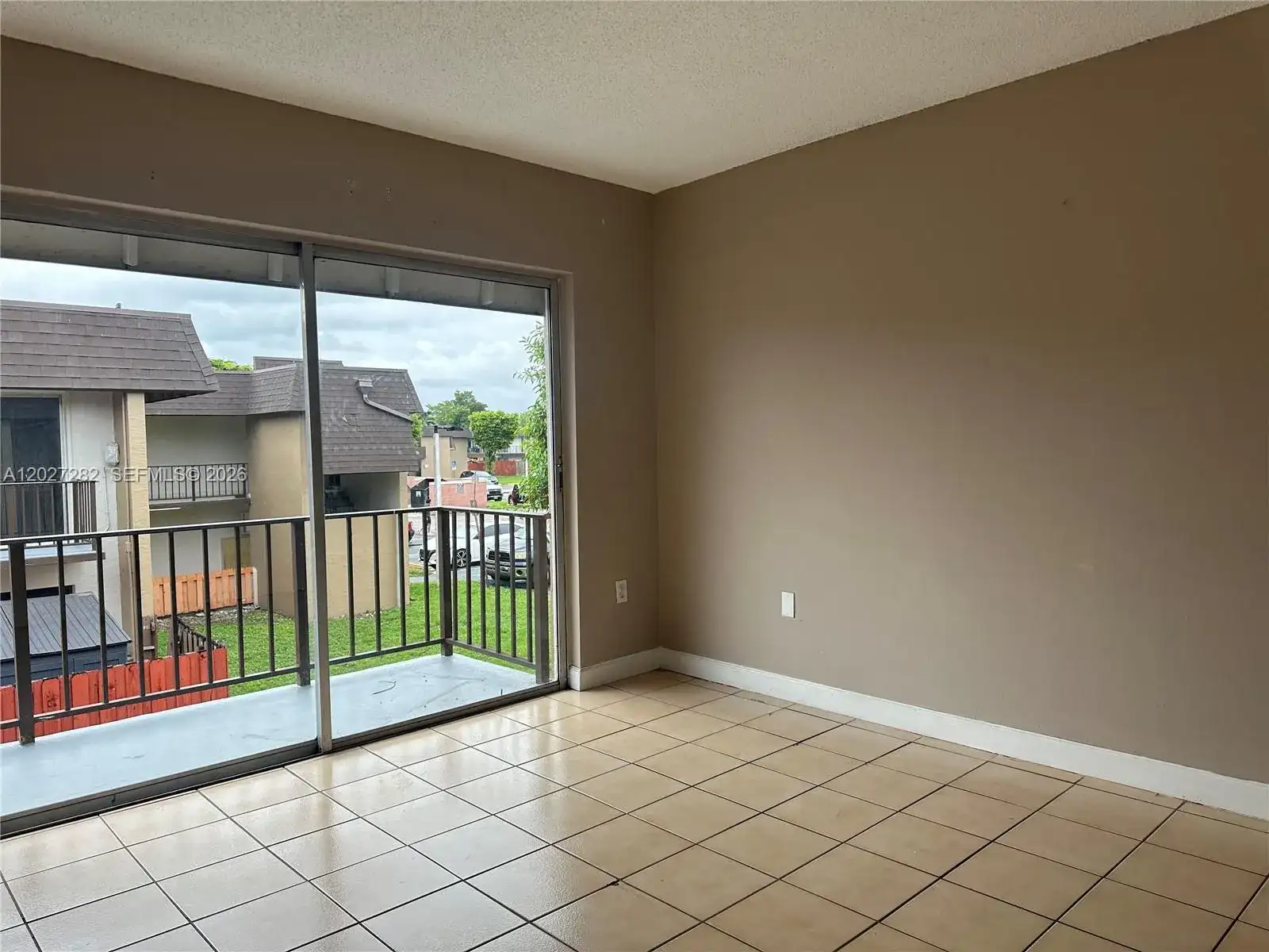 890 SW 129th Pl # 208, Miami FL 33184 photo 4
