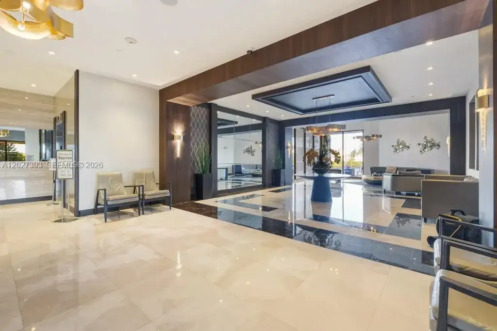 20505 E Country Club Dr # 143, Aventura FL 33180 photo 4