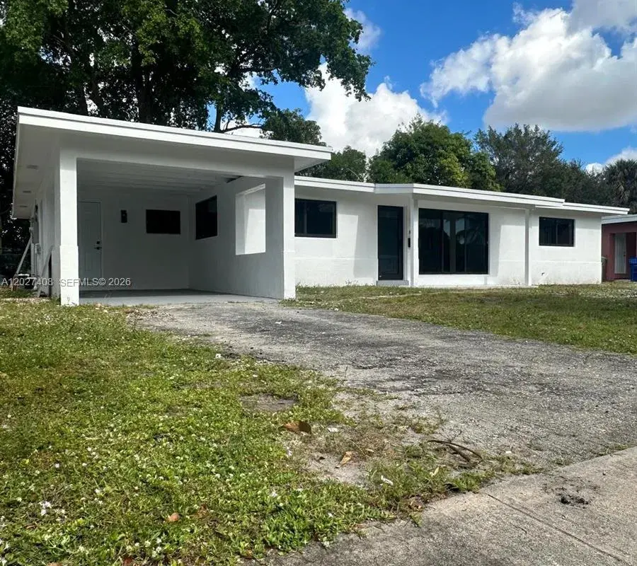 810 Wyoming Ave, Fort Lauderdale FL 33312