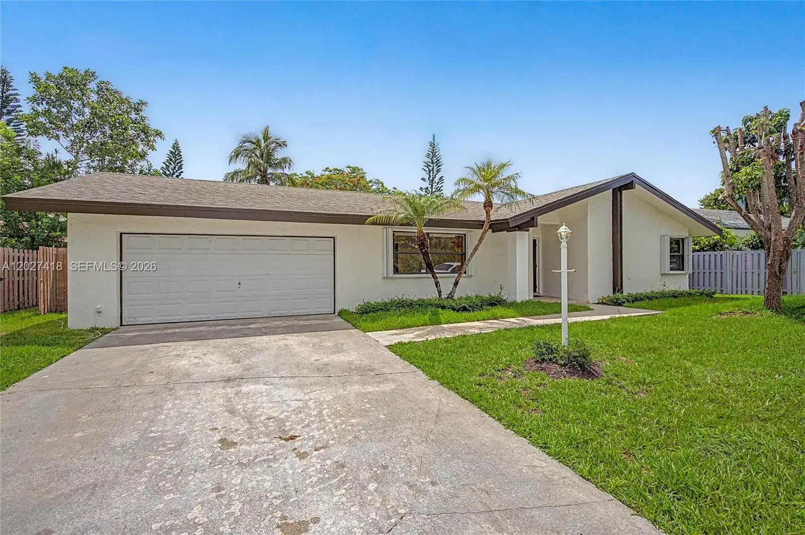 10711 SW 116th Ave, Miami FL 33176 photo 2