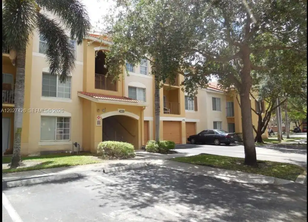 4220 San Marino Blvd # 104, West Palm Beach FL 33409