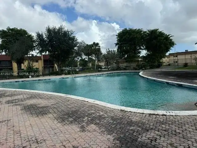 2854 NW 55th Ave # 2B, Lauderhill FL 33313 photo 2