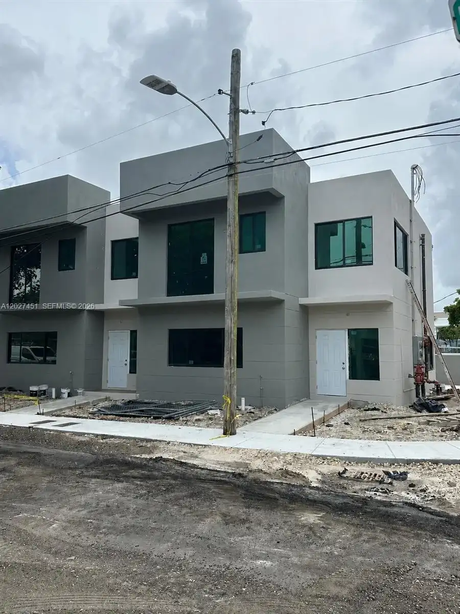 6480 NE 1st Ave # 6480, Miami FL 33150 photo 3