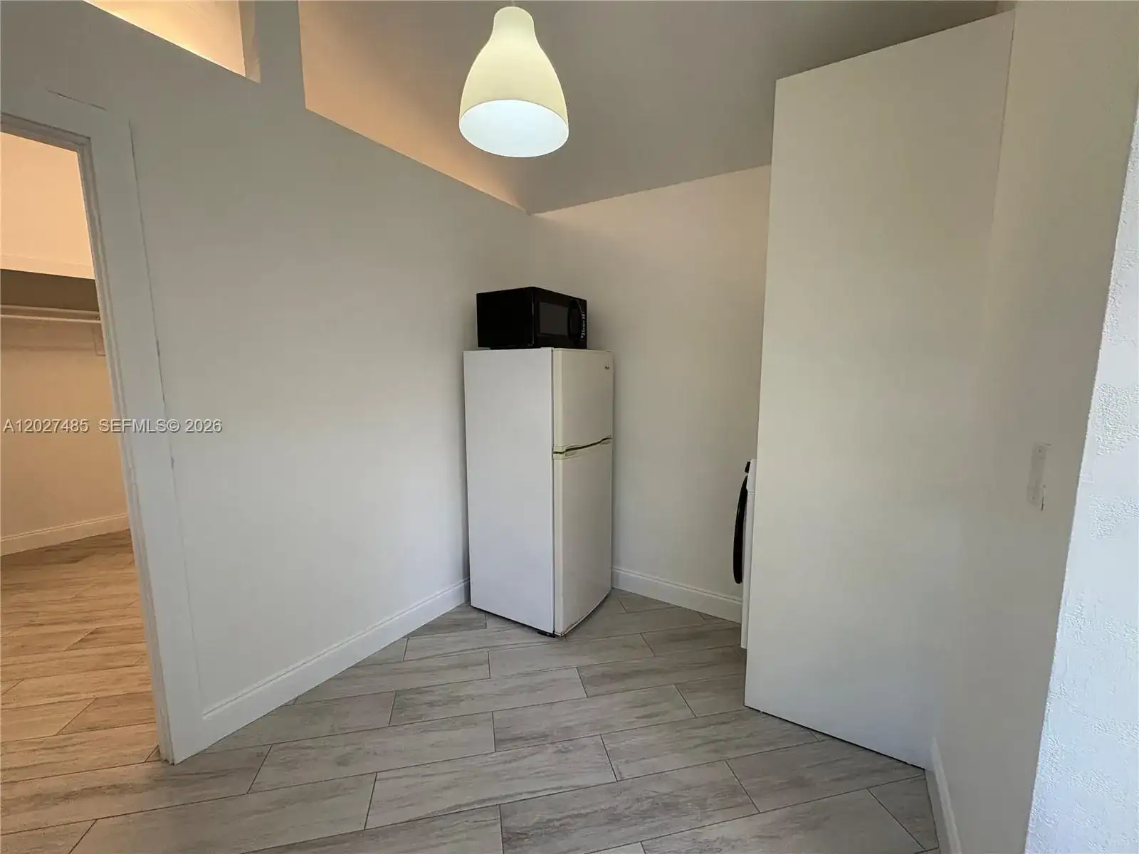 6753 SW 39th Ter Rear, Miami FL 33155 photo 3