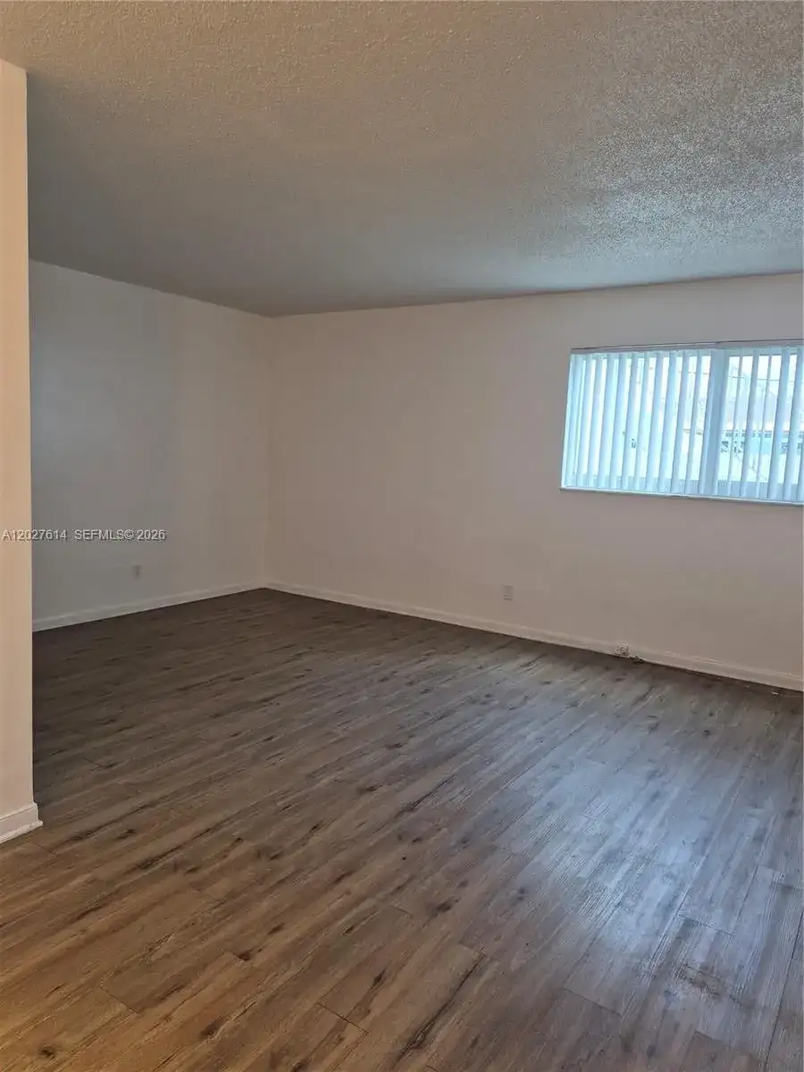 7041 Pembroke Rd # 2, Pembroke Pines FL 33023 photo 4
