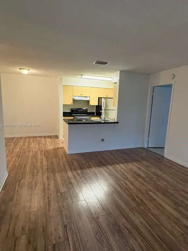 767 NW 104th Ave # 203, Pembroke Pines FL 33026 photo 5