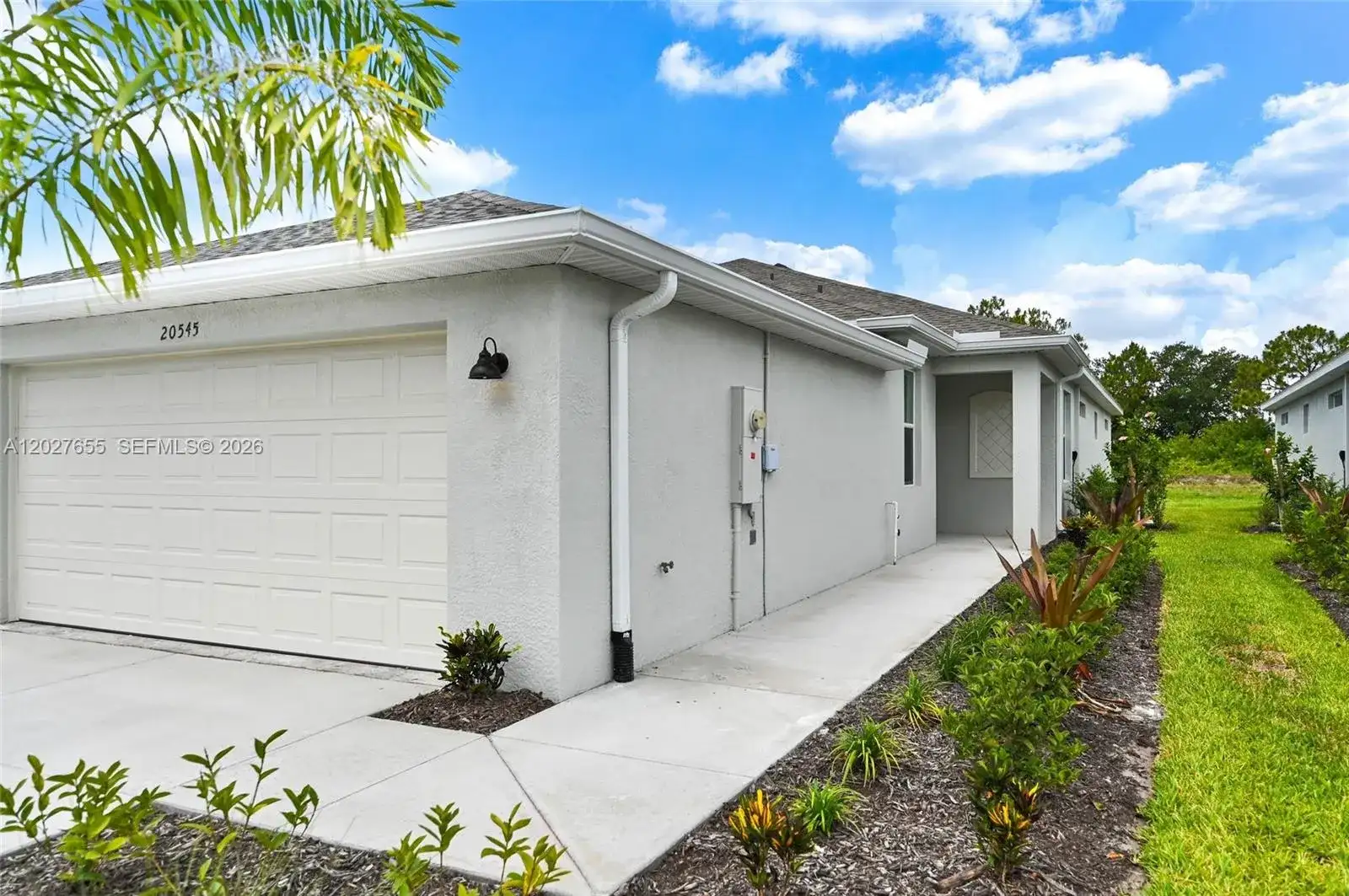 20545 HAZELNUT CT, Lehigh Acres FL 33936 photo 4