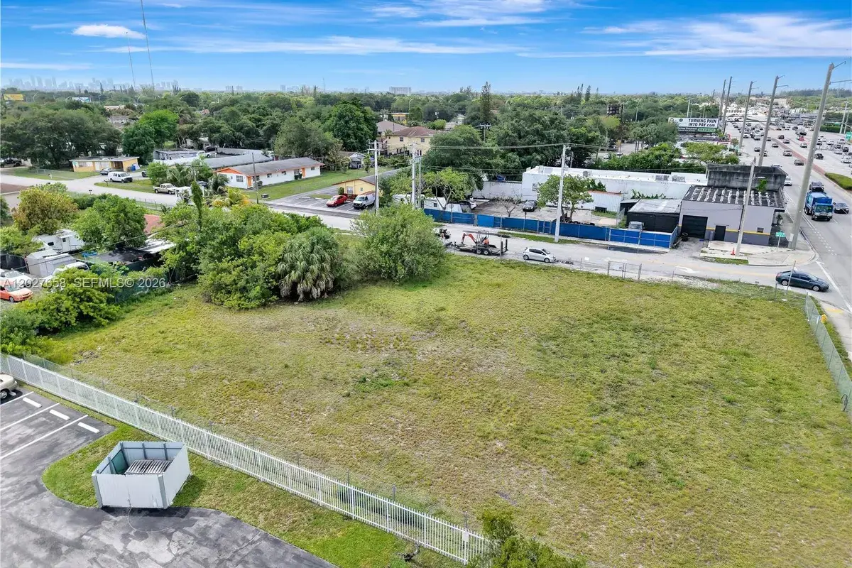 2591 S State Road 7 Rd, West Park FL 33023