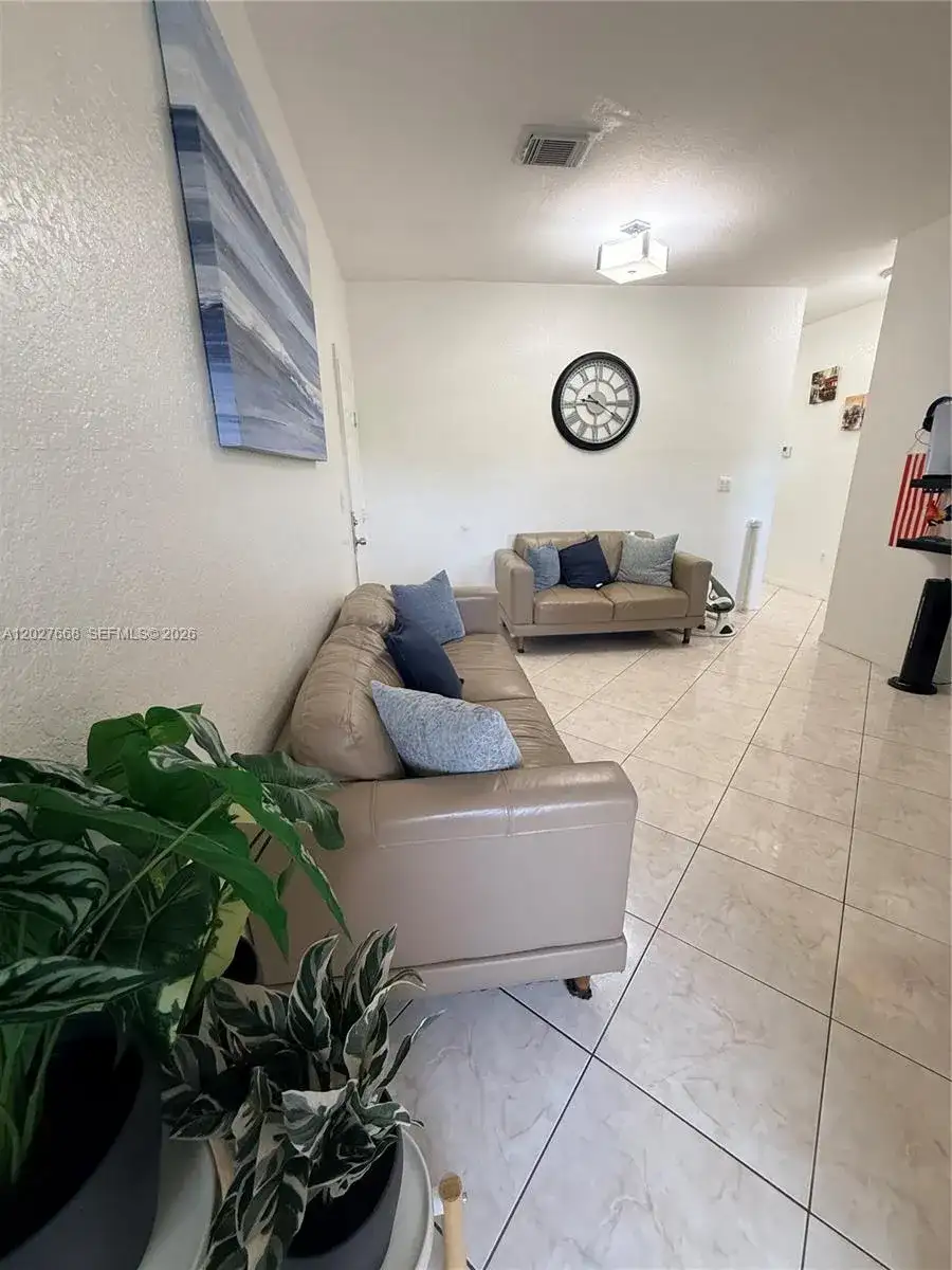 340 E 5th St # 202, Hialeah FL 33010 photo 5