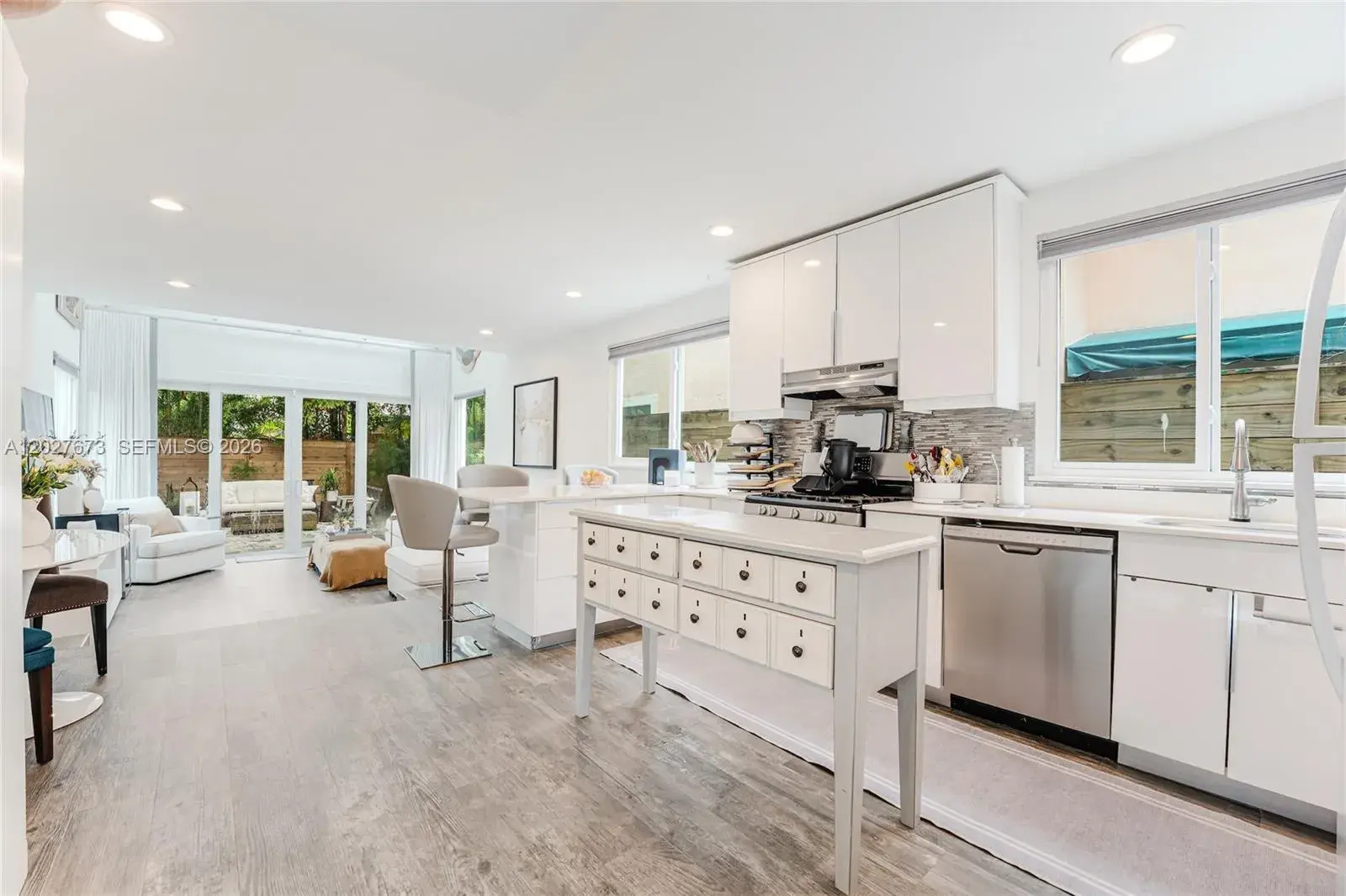 2792 SW 22nd Ave, Miami FL 33133