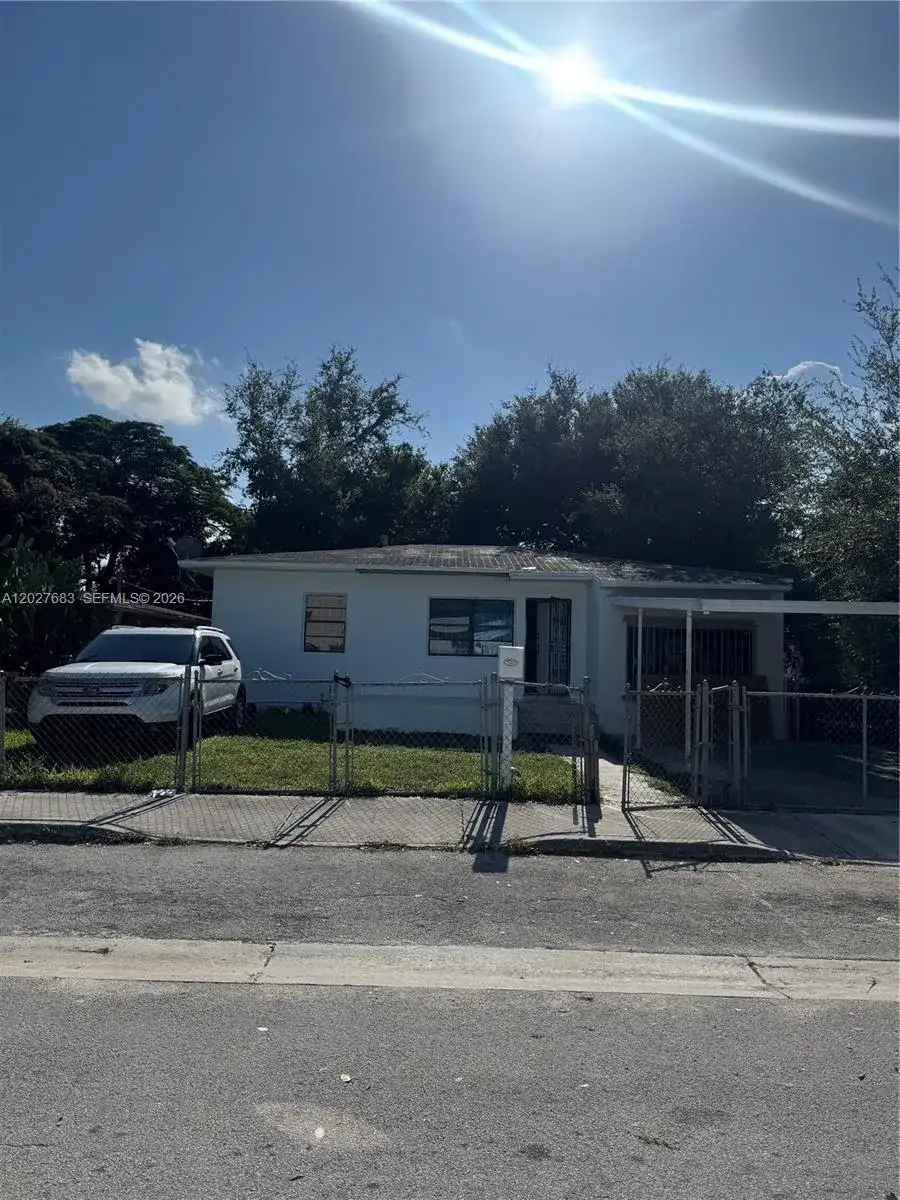 6800 NW 2 CT, Miami FL 33150 photo 2