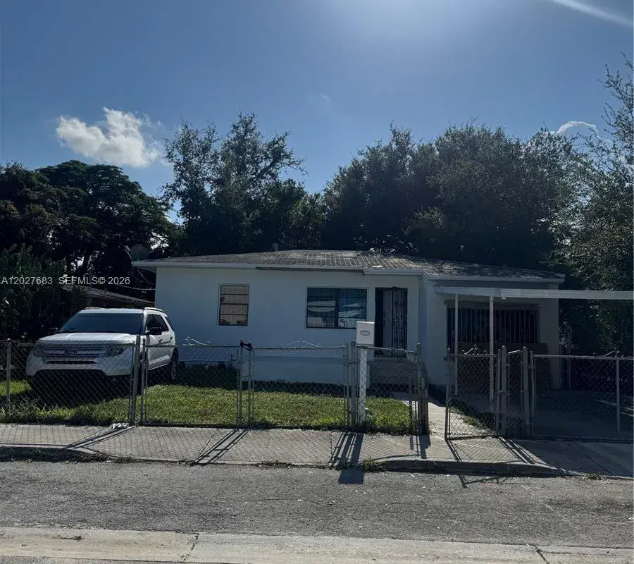 6800 NW 2 CT, Miami FL 33150