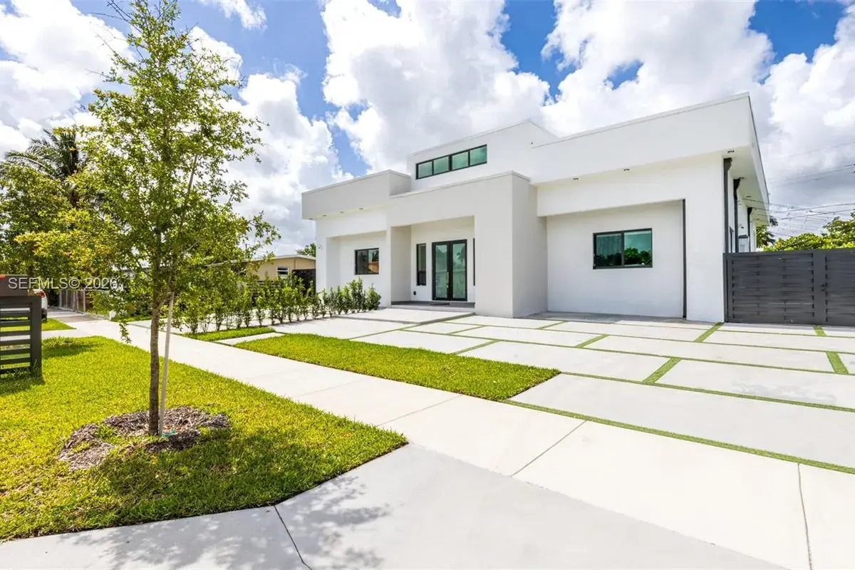 11450 SW 59th Ter, Miami FL 33173