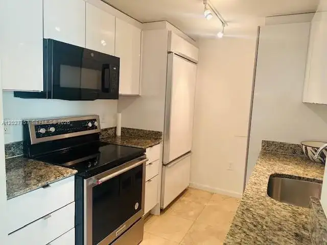 10275 Collins Ave # 223, Bal Harbour FL 33154 photo 2