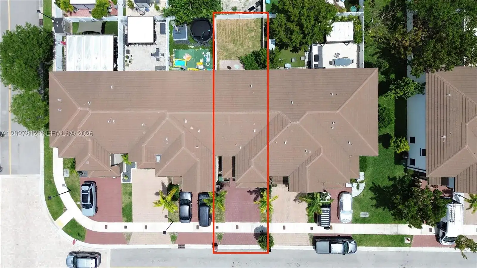 3342 W 104th Ter, Hialeah FL 33018 photo 2