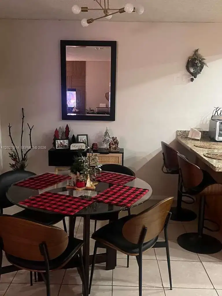 3473 SW 52nd Ave, Pembroke Pines FL 33023 photo 2