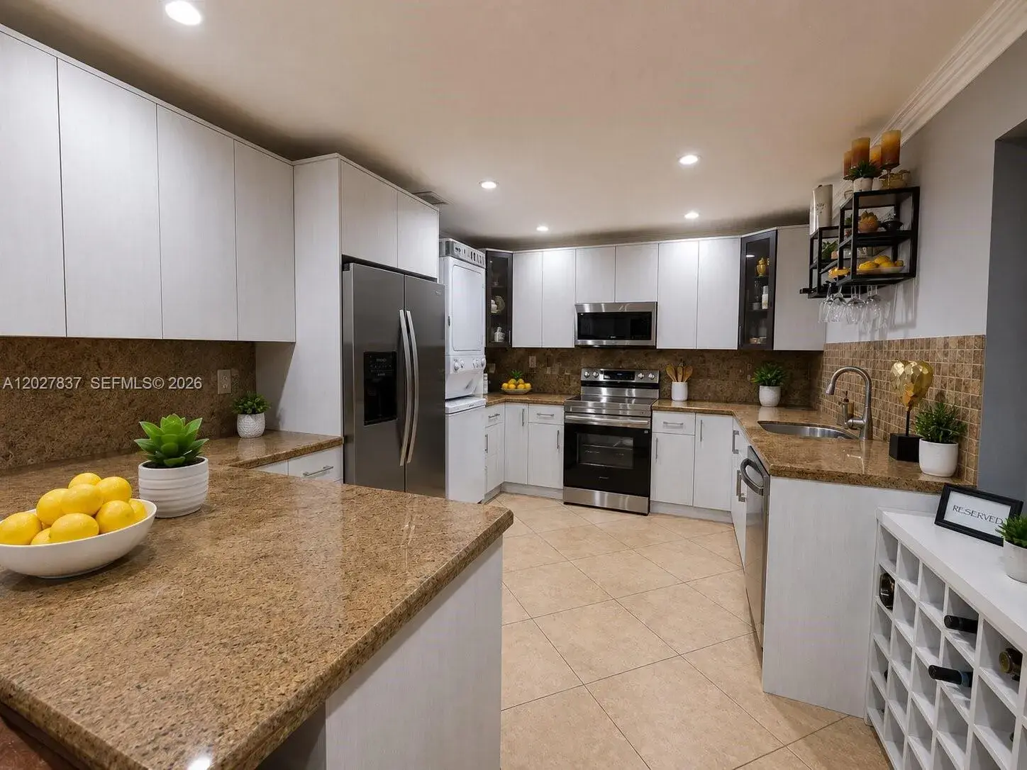7513 Grant Ct, Hollywood FL 33024
