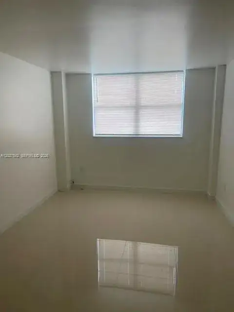 16465 NE 22nd Ave # 110, North Miami Beach FL 33160 photo 5