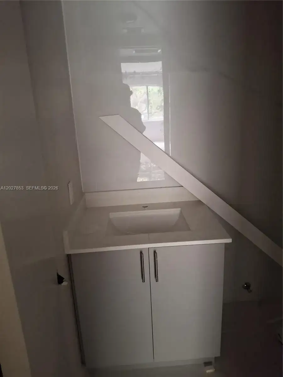 13480 NE 6th Ave # 207, North Miami FL 33161 photo 4