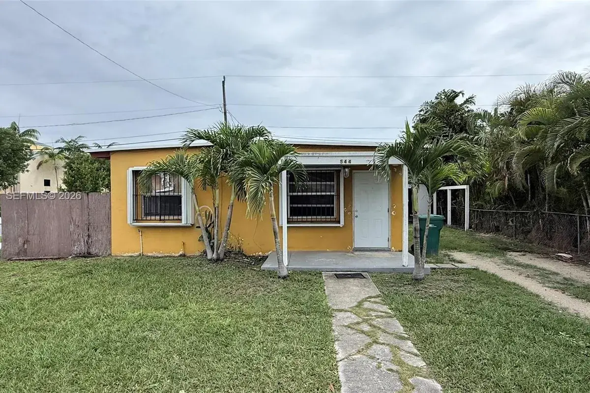 544 NW 10th St, Florida City FL 33034