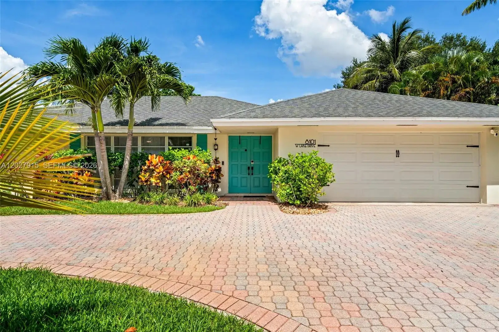 8101 W Lake Dr, Lake Clarke Shores FL 33406 photo 3