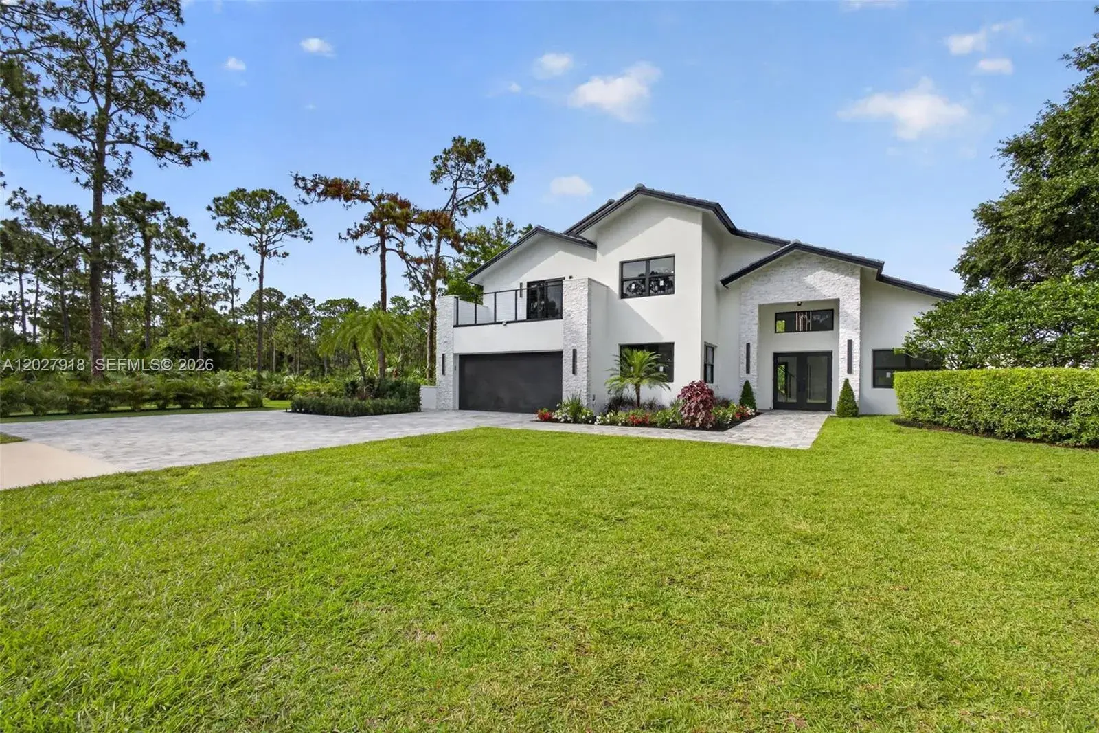 12725 Mallard Creek Dr, Palm Beach Gardens FL 33418