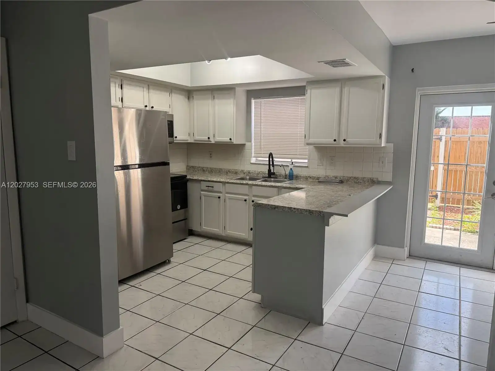 7926 Kimberly Blvd # 202, North Lauderdale FL 33068 photo 4