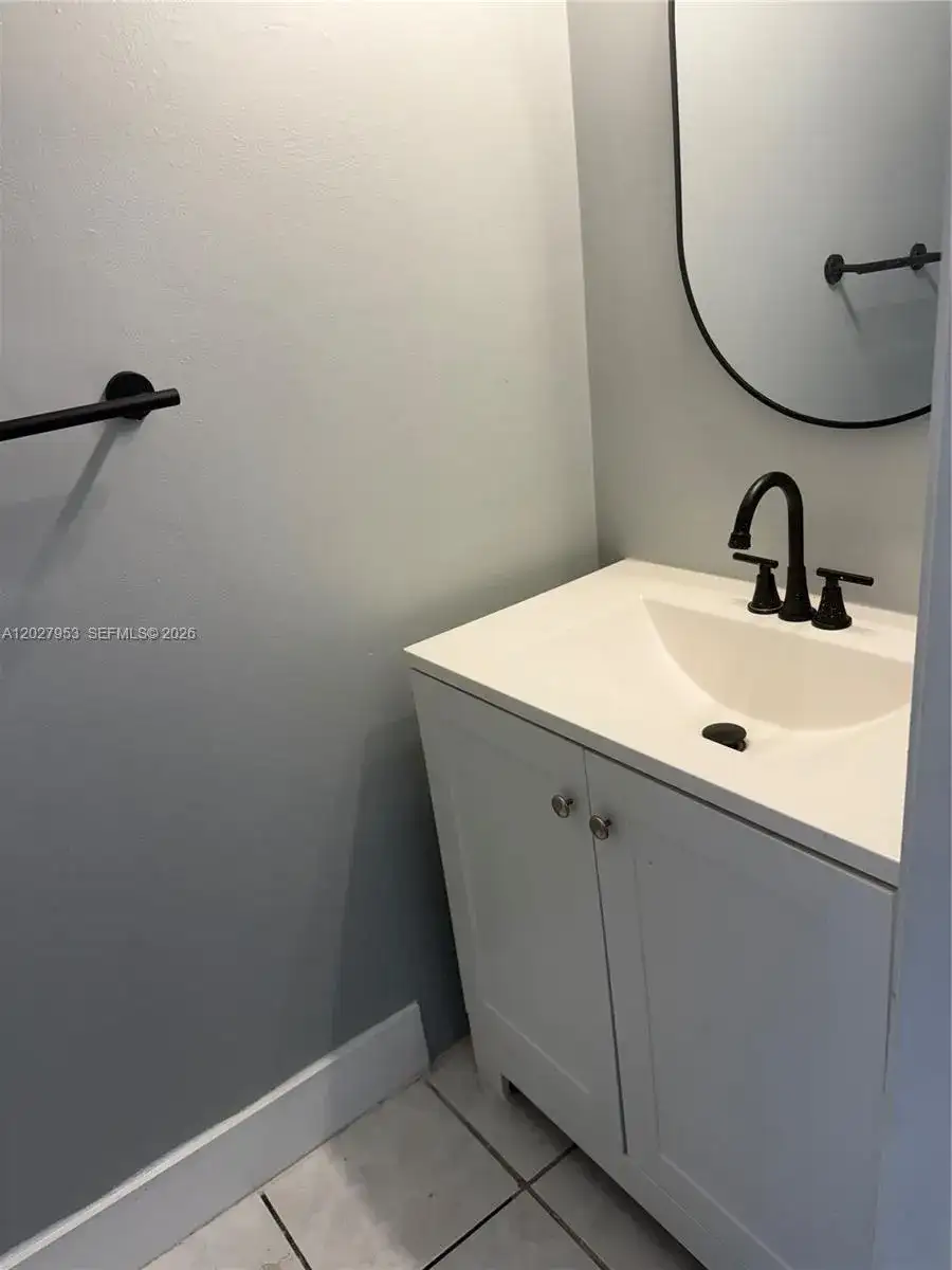7926 Kimberly Blvd # 202, North Lauderdale FL 33068 photo 5