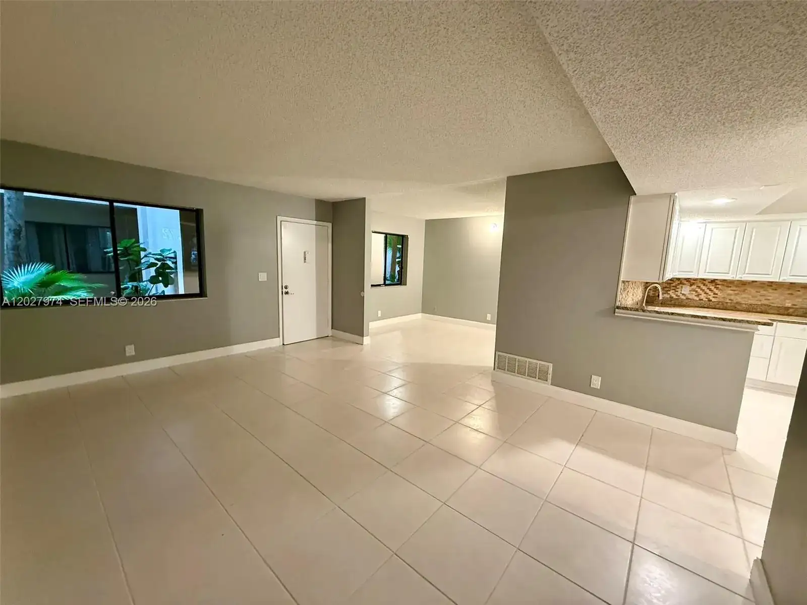 5220 Las Verdes Cir # 114, Delray Beach FL 33484 photo 5