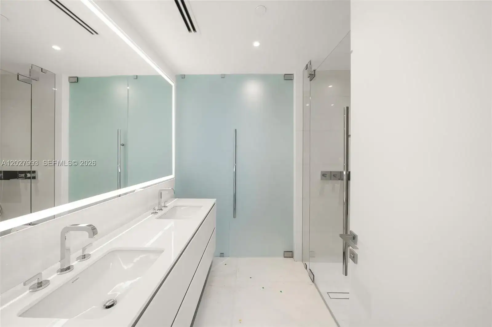 300 Biscayne Boulevard Way # 3905W, Miami FL 33131 photo 5
