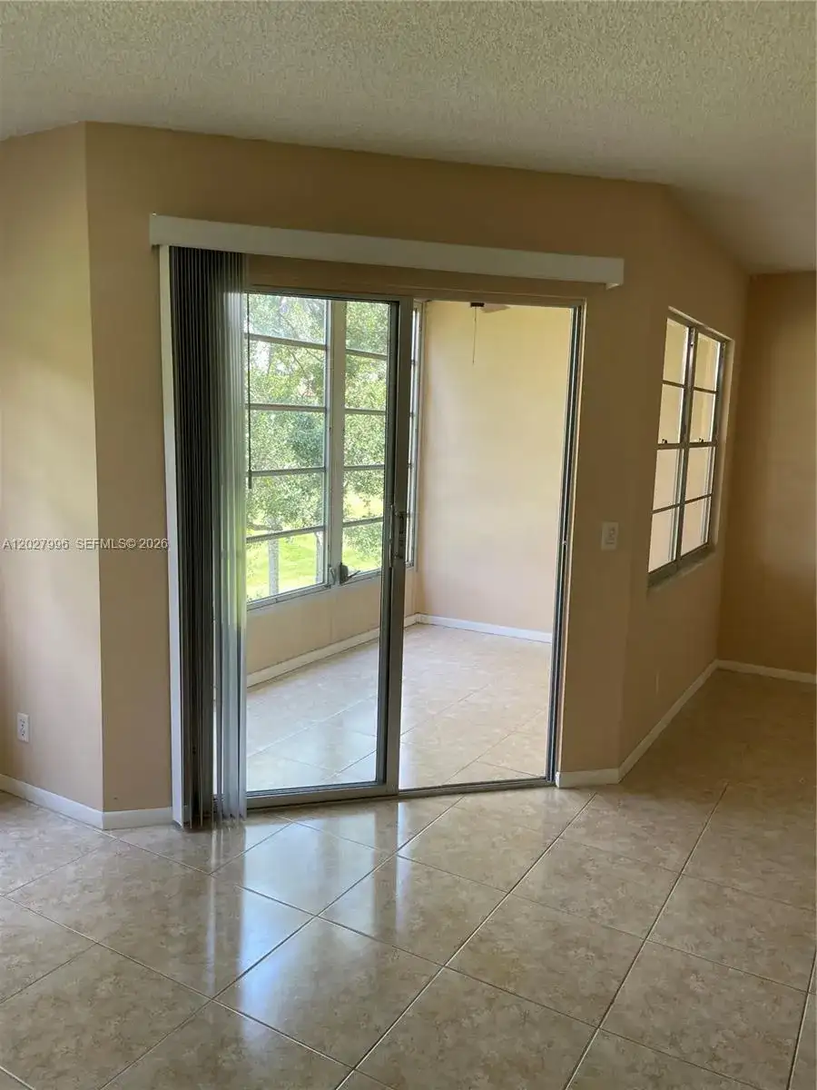 12800 SW 7th Ct # 304G, Pembroke Pines FL 33027 photo 4