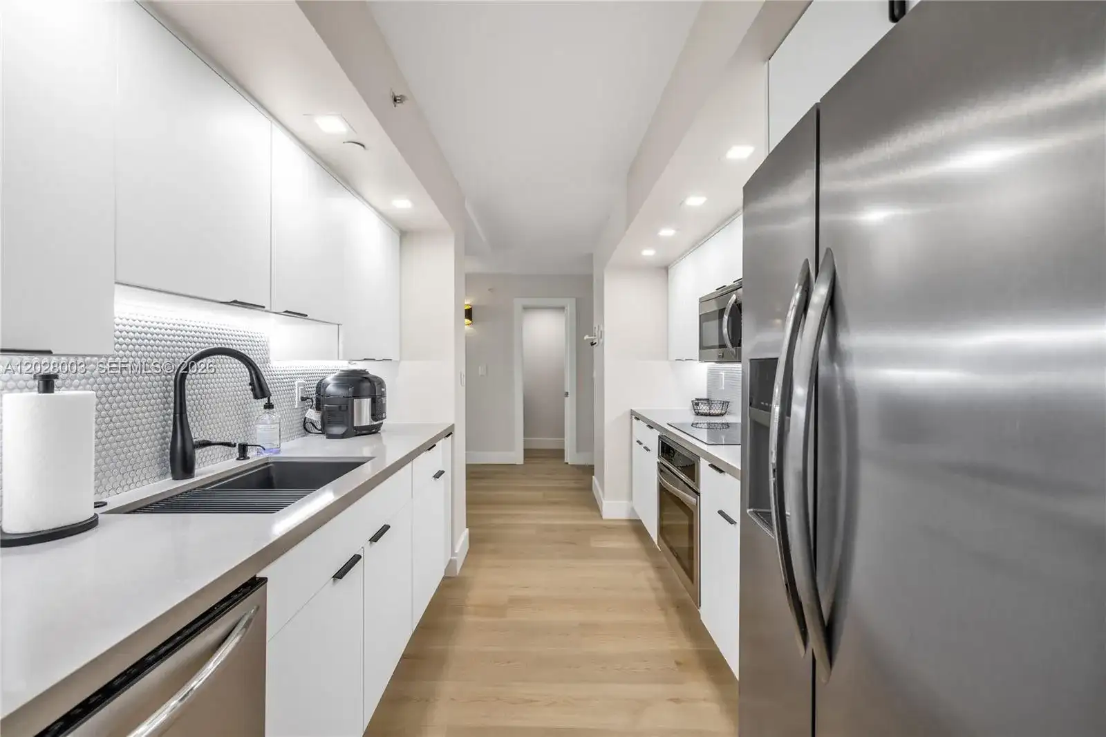 6917 Collins Ave # 1404, Miami Beach FL 33141 photo 4