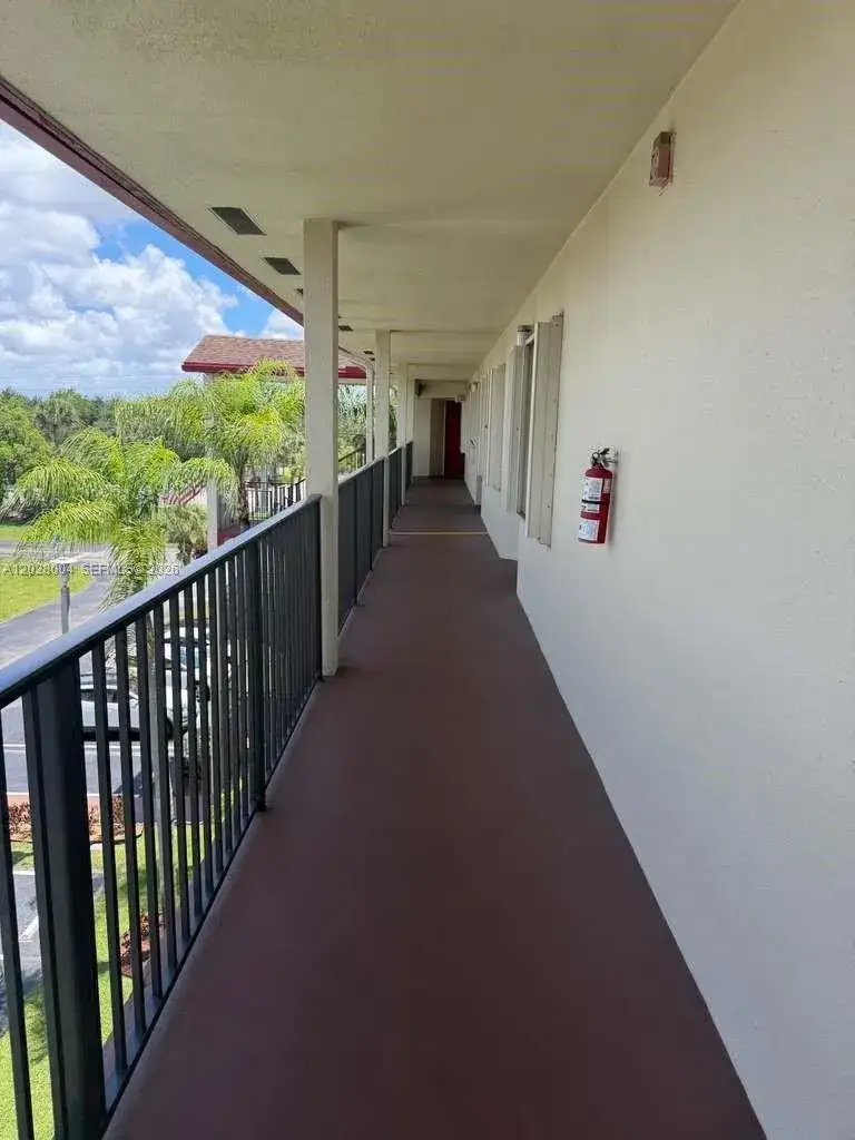 1600 SW 127th Way # 401C, Pembroke Pines FL 33027 photo 5