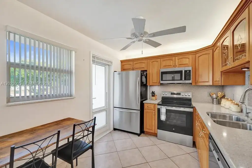 1025 SE 2nd Ave # 208, Dania Beach FL 33004 photo 3